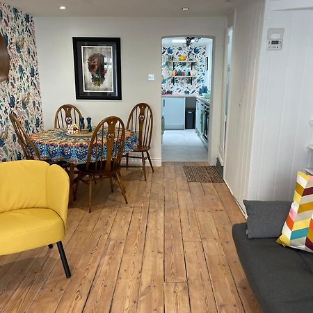 North Laine Sunny Cottage - Parking Available Brighton ภายนอก รูปภาพ