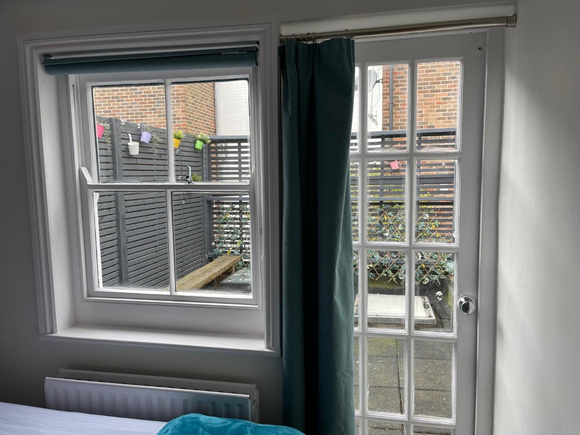 North Laine Sunny Cottage - Parking Available Brighton ภายนอก รูปภาพ