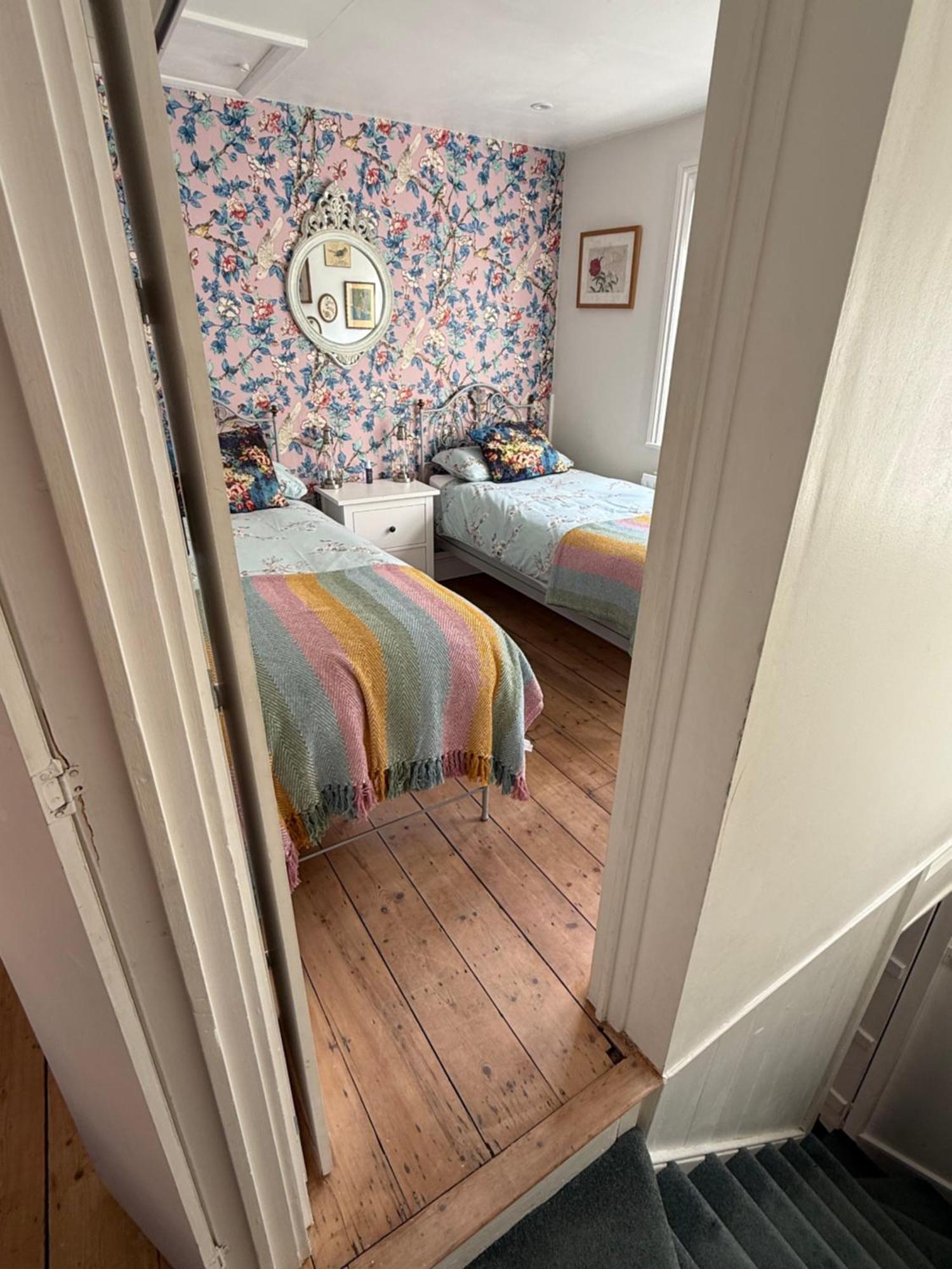 North Laine Sunny Cottage - Parking Available Brighton ภายนอก รูปภาพ